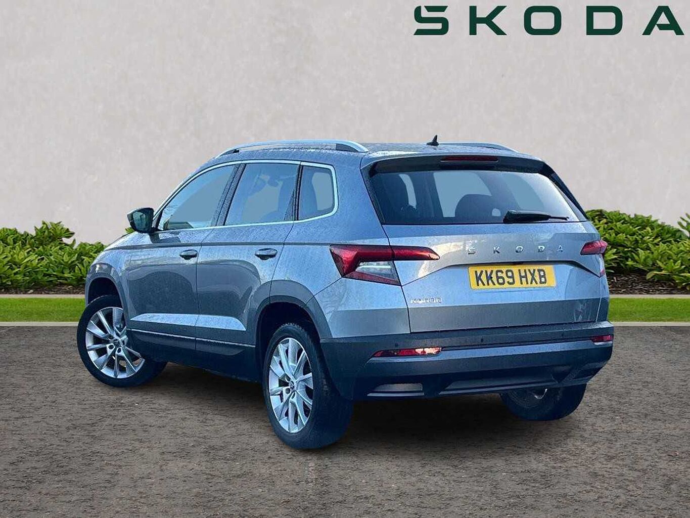 SKODA Karoq SUV 1.6TDI (115ps) SE L SCR DSG