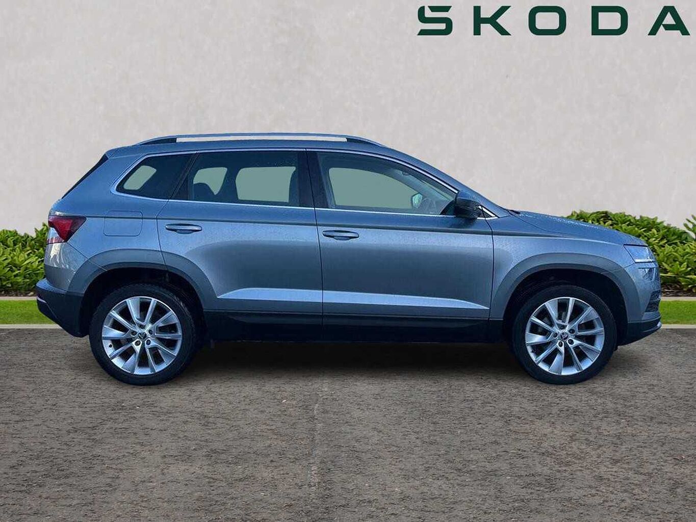 SKODA Karoq SUV 1.6TDI (115ps) SE L SCR DSG